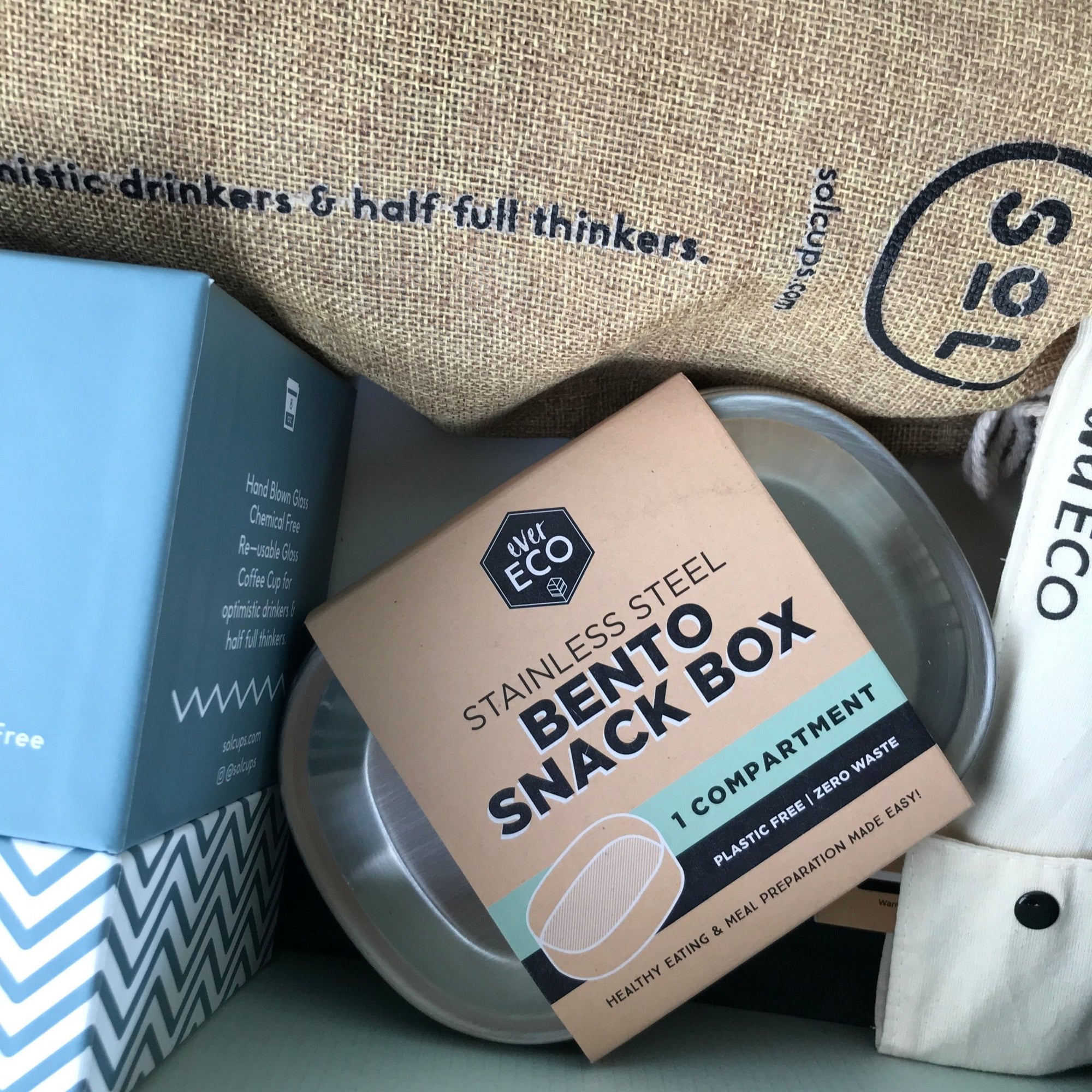 Eco-Friendly Gift Ideas: Sustainable Product Spotlights for Your Gift Hampers - Everybody Loves Hampers