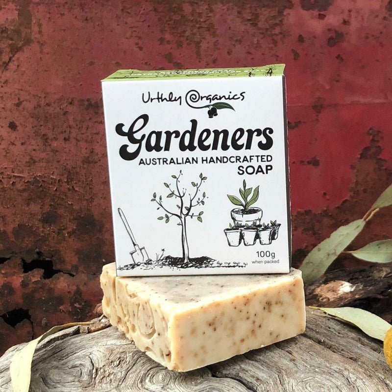 Urthly Organics - Gardeners Soap - Everybody Loves Hampers - eco friendly gifts, sustainable gifts, earth friendly gifts, environmentally friendly gifts
